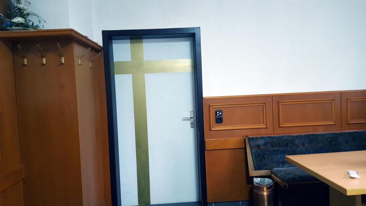 Gaestezimmer I Neo1 Staufenberg  Eksteriør billede